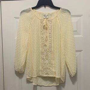 3/$15 Janet Chung Cream Lace Detail Swiss Dot Semi-Sheer Blouse Size Large